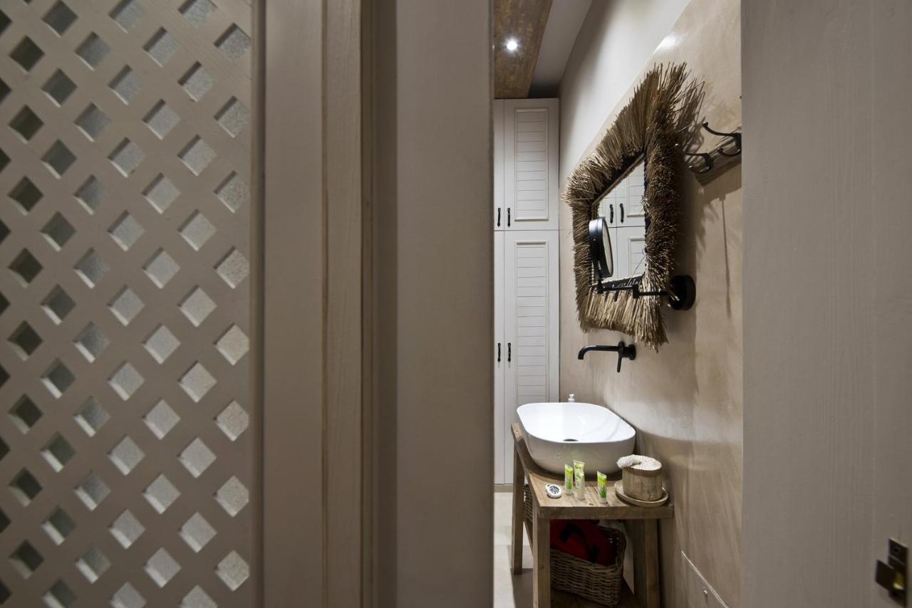 Stylish Apartment At Pagrati Athen Exterior foto
